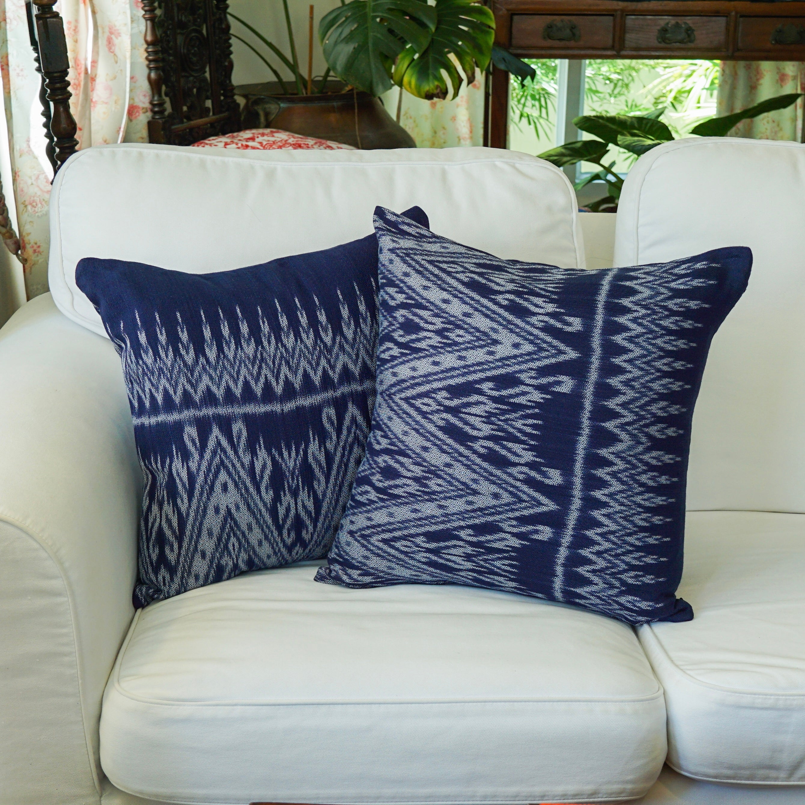 Indigo Khor Pattern cushion cover Indigo Khor Pattern cushion cover