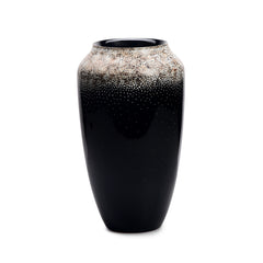 Lacquerware Vase With Eggshell Inlay With Transition Design