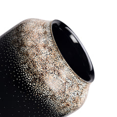 Lacquerware Vase With Eggshell Inlay With Transition Design